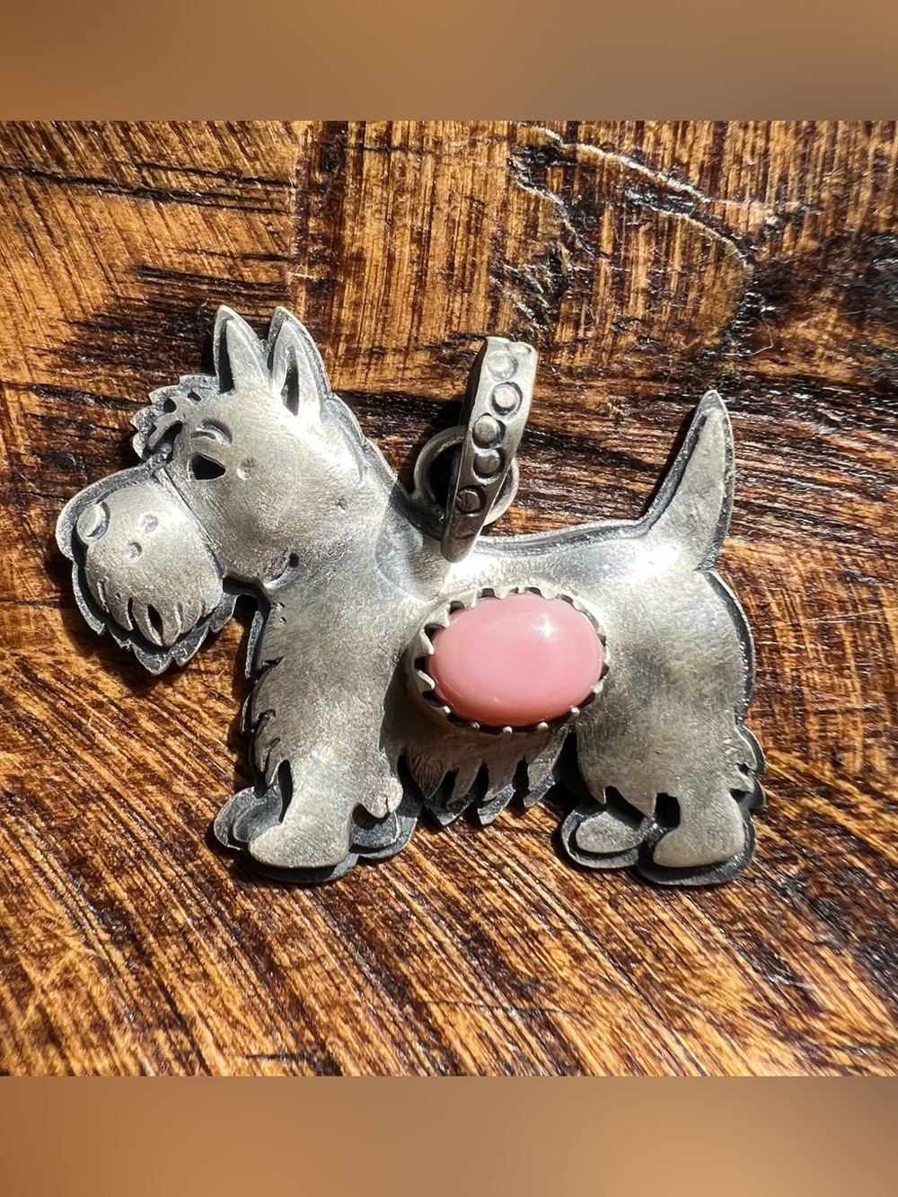 Sterling Silver Queen Conch Scottish Terrier Scottie Dog Pendant